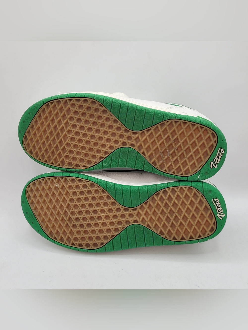 Vans Hylan Sneakers Size 9 ~ White And Green - Picture 7 of 16